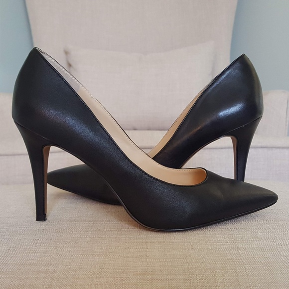 vince camuto black high heels